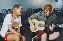 Rita Ora lanza una versión acústica de “Your Song” junto a Ed Sheeran. Cusica plus.