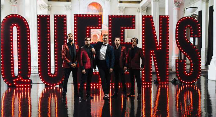 Josh Homme se convierte en un Elvis maligno en el nuevo video de Queens Of The Stone Age