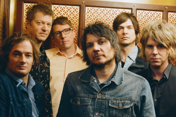 Wilco lanza un nuevo sencillo para caridad . Cusica Plus.