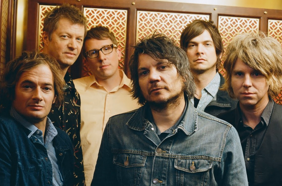 Wilco lanza un nuevo sencillo para caridad . Cusica Plus.