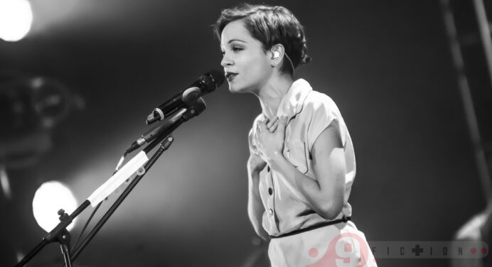 Natalia Lafourcade le canta a la mujer mexicana en su nuevo sencillo