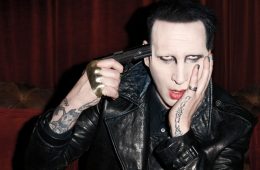 Marilyn Manson espera que mates por el en su nuevo sencillo. Cusica Plus.