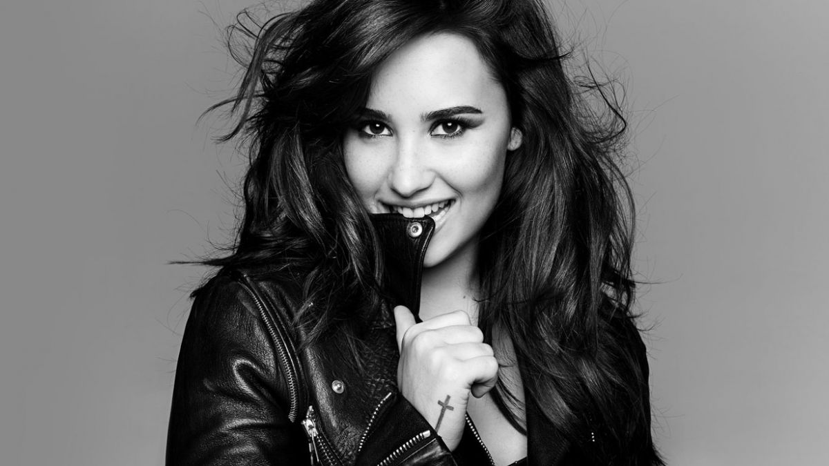 Demi Lovato reveló el tracklist de su nuevo disco