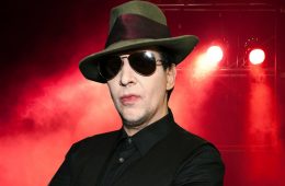 Ten miedo: Marilyn Manson sabe donde vives. Cusica Plus.