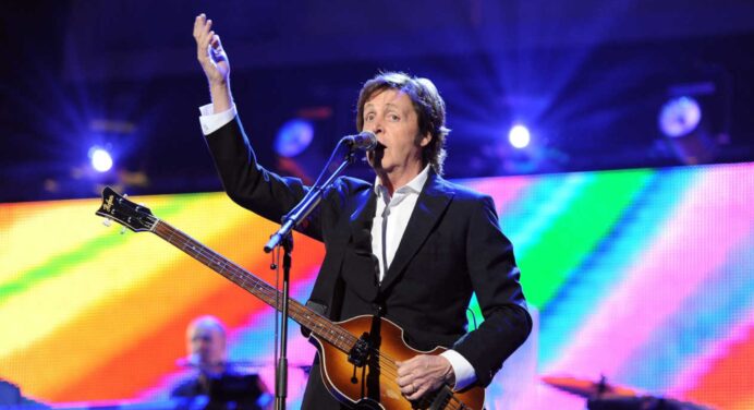 Paul McCartney interpretó “Birthday” y “Come Together” junto a Billy Joel