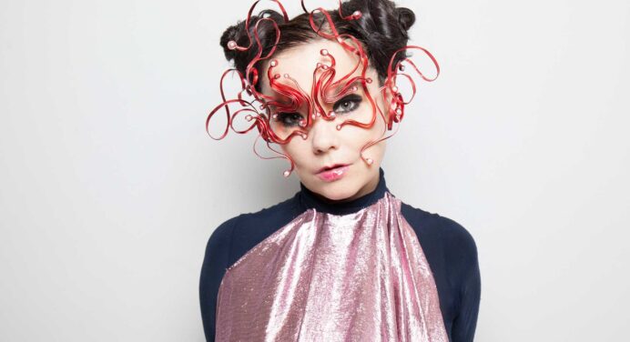 Björk revela el título de su próximo disco