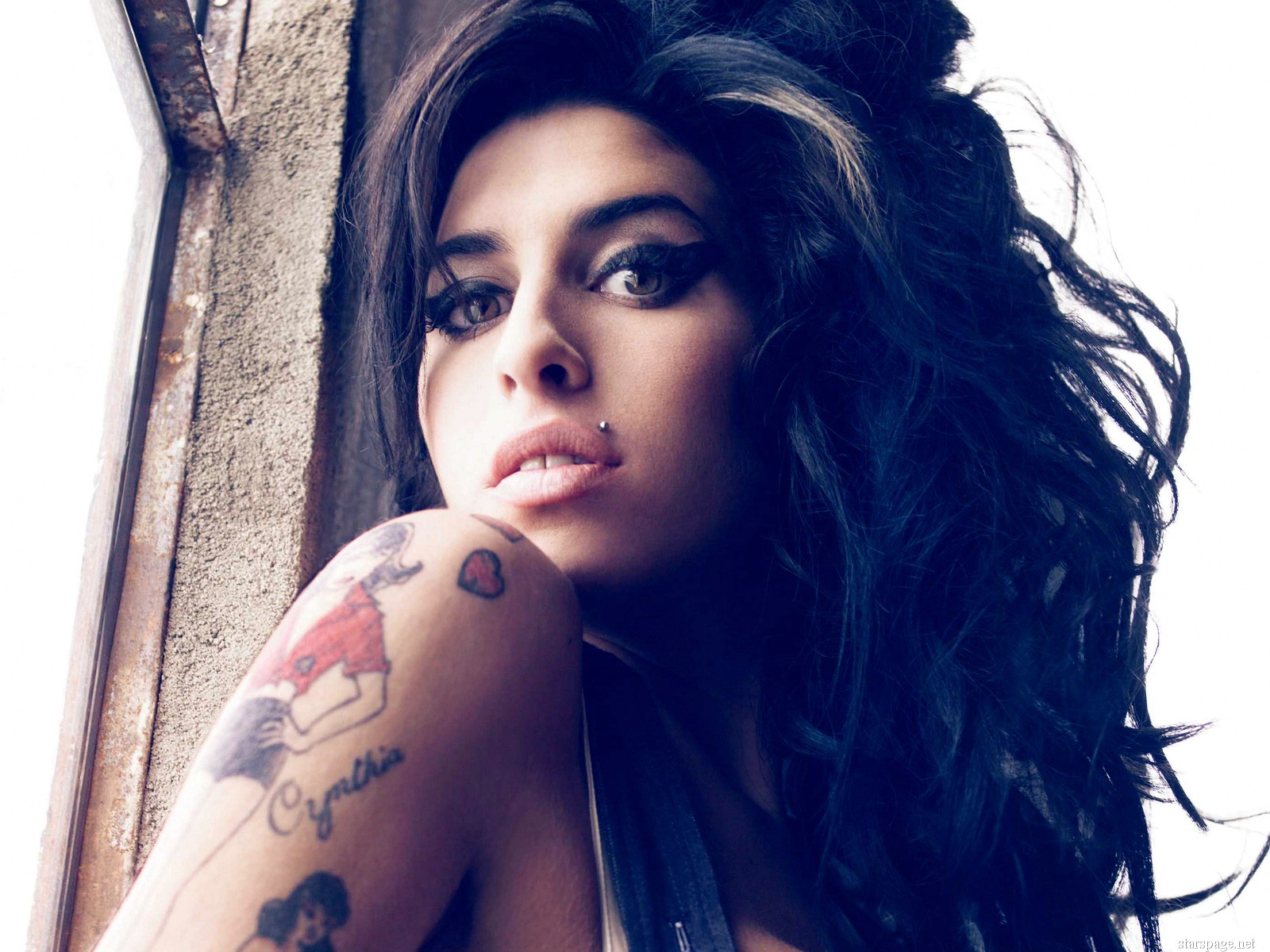 Amy Winehouse: Top 6 de sus mejores canciones para honrar su cumpleaños