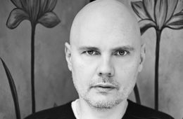 Billy Corgan vuelve al sonido de Smashing Pumpkins con “The Spaniards”. Cusica Plus.