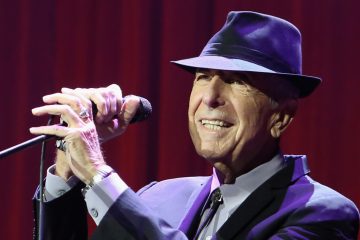 Mira el nostálgico video para “Leaving The Table” de Leonard Cohen. cusica plus.