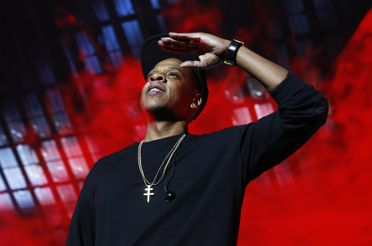 Jay Z le dedicó "Numb/Encore" al fallecido Chester Bennington. Cusica Plus.