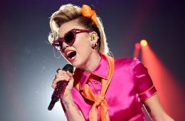 Miley Cyrus reveló el tracklist de su disco ‘Younger Now’ . Cusica Plus.