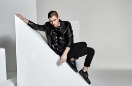 Nick Jonas juega a enamorar en su nuevo sencillo “Find You”. Cusica Plus.