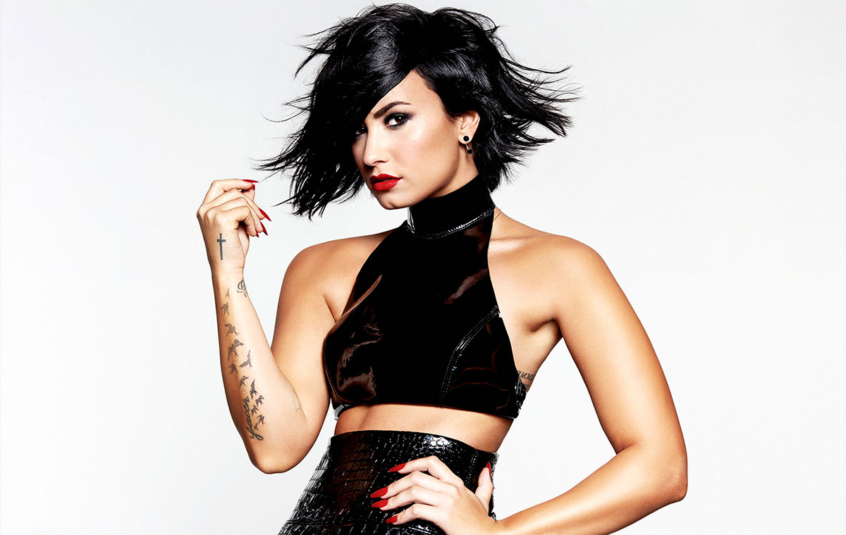 Demi Lovato sigue con su pop directo y sexy en ‘Tell Me you Love Me’. Cusica Plus.