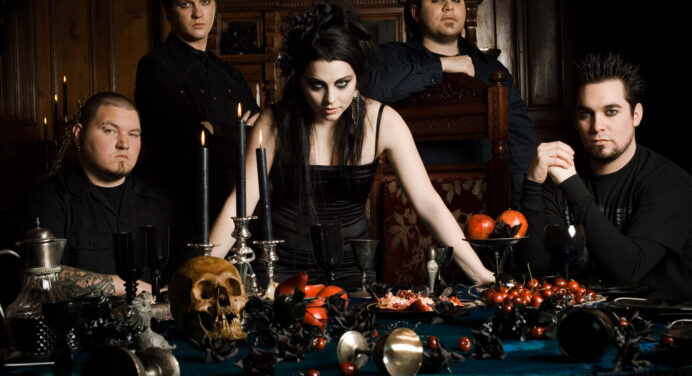 Evanescence nos invita de vuelta a su mundo gótico en el video de “Imperfection”