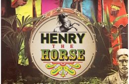 Henry The Horse llevará ‘Sgt Pepper Lonely Hearts Club Band’ al BOD. Cusica Plus.