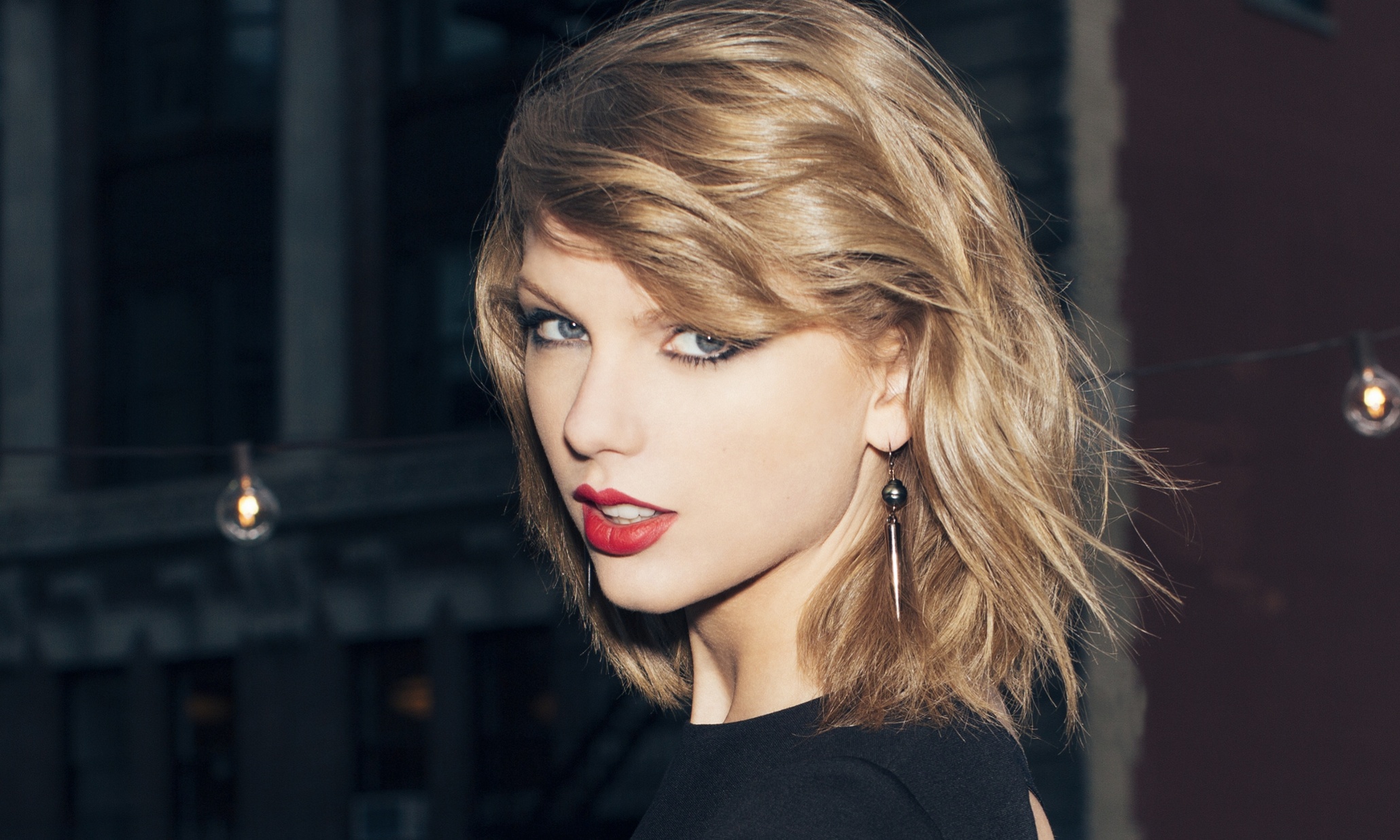 Taylor Swift nos invita a su nueva app “The Swift Life”. Cusica Plus.