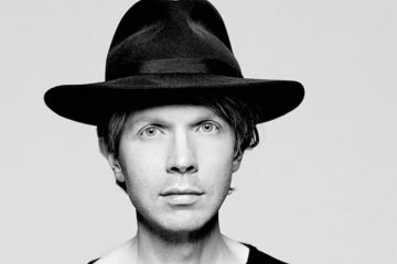 Beck estrenó en vivo “Up All Night” en ‘Later… With Jools Holland’.Cusica Plus.