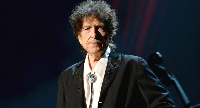 Escucha “Making a Liar Out of Me” el tema inédito de Bob Dylan