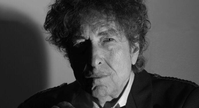 Publicarán un libro corto con el discurso de Bob Dylan para el Nobel