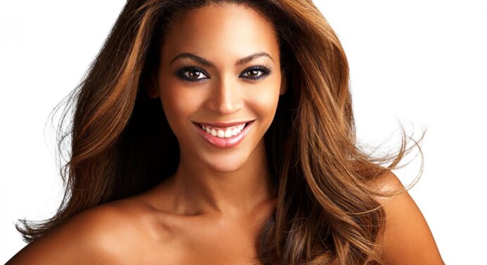 Beyoncé comparte un nuevo video por el día internacional de la niña