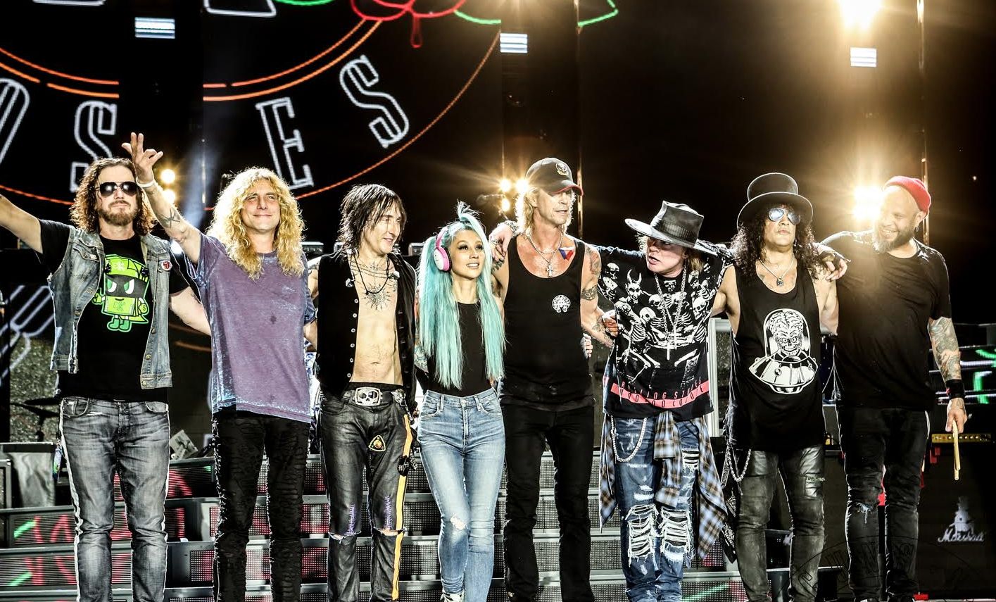 Guns N' Roses invitó a Pink a compartir con ellos el tema “Patience”. Cusica Plus.