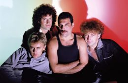 Queen lanza versiones inéditas de “We Will Rock You” y “We Are The Champions”. Cusica plus.