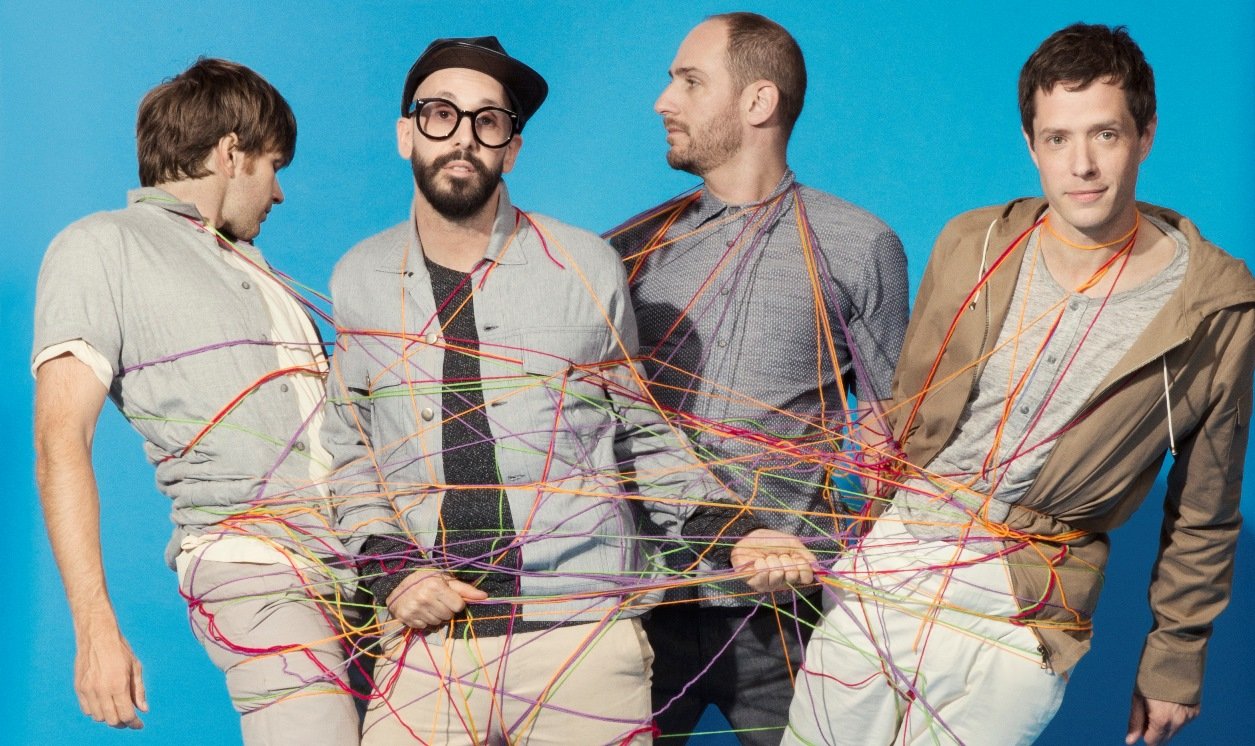 Ok Go demuestra que las impresoras no tienen que atascarse con el video de “Obsession”