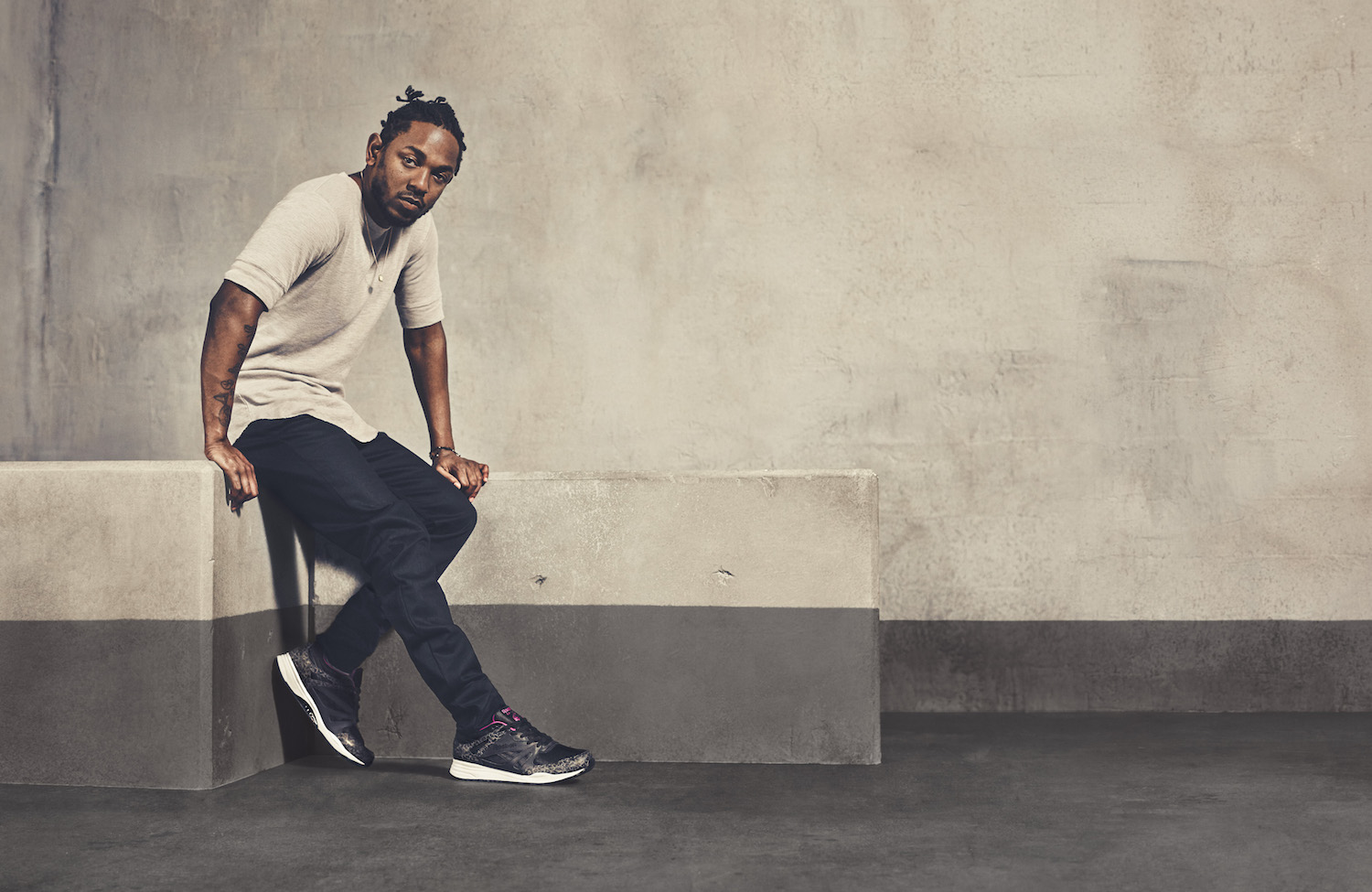 Kendrick Lamar se pone romántico en su videoclip «Love»