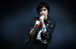 Alice Glass nos deja su directo tema “Cease And Desist”. Cusica Plus