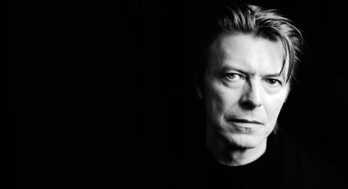 Escucha el demo inédito de “Let’s Dance” de David Bowie