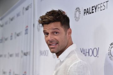 Ricky Martin se enamora en su nuevo sencillo “Fiebre”. Cusica Plus.