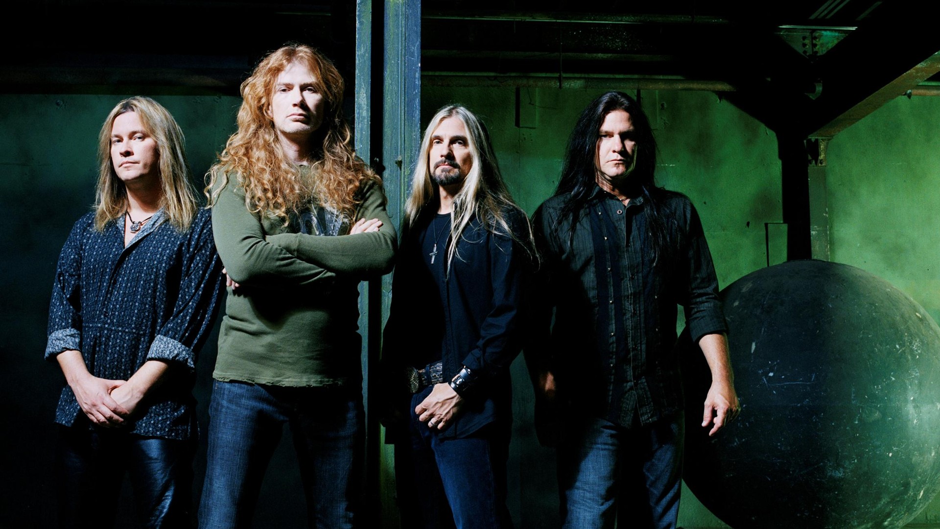 Megadeth está preocupado por el fin de occidente en “Lying In State”. Cusica Plus.