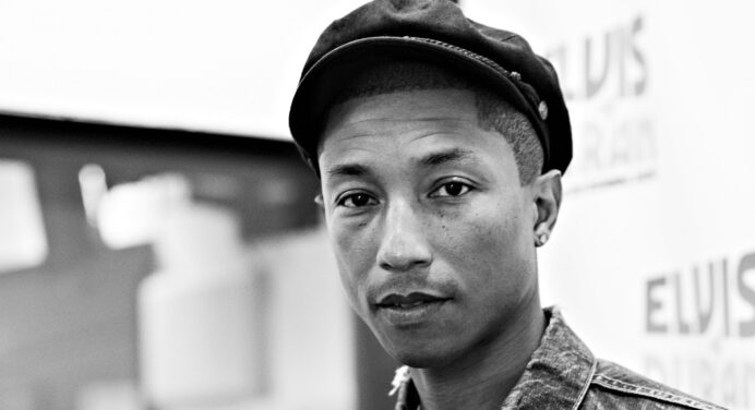 Pharrell Williams se inspira en el festival del color en la India para su nueva colección con Adidas