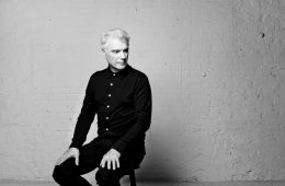 David Byrne nos adelanta su ‘American Utopia’ por NPR. Cusica Plus.