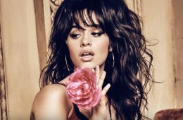 Camila Cabello salta de la intimidad a la ciencia ficción con “Never Be The Same”. Cusica Plus.