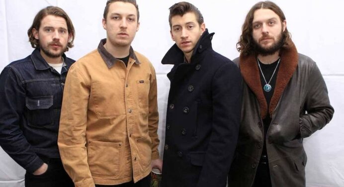 Arctic Monkeys no adelantará nada de su nuevo disco, hasta el lanzamiento