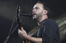 La Dave Matthews Band sigue su propia senda en "The Girl Is You". Cusica Plus.