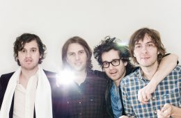 Phoenix comparte el video de “Role Model”. Cusica Plus.