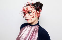 Björk regresa a la televisión luego de 8 años, y anuncia nuevo EP