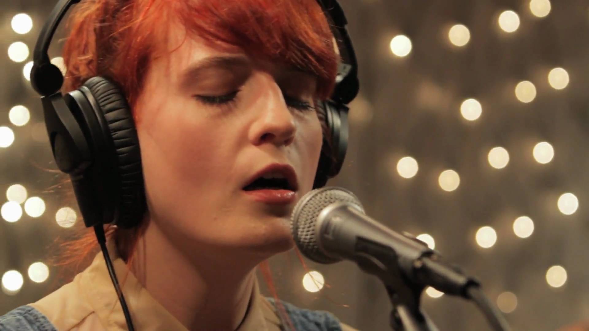 Escucha a Florence & The Machine interpretar “Shake It Off” con el órgano