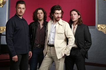 "Four Out Of Five" es el nuevo video de los Arctic Monkeys. Cusica Plus.