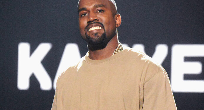 Kanye West publica lyric video de “All Mine” y “ Violent Crimes” de su nuevo disco ‘Ye’