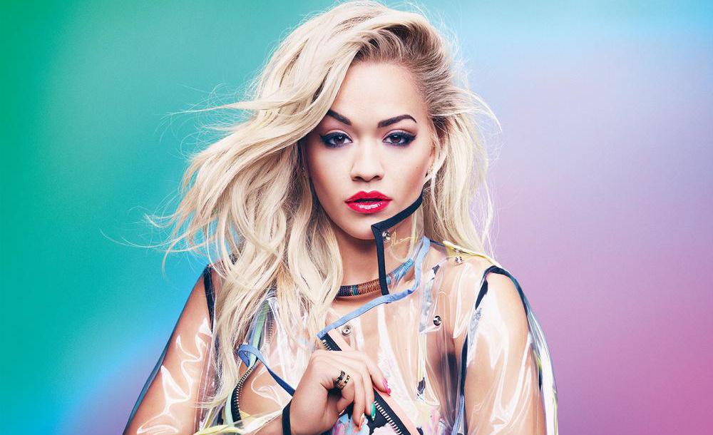 Rita Ora muestra su lado LGBT en el videoclip de su tema “Girls”