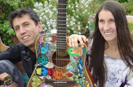 Aterciopelados defiende su identidad en su nuevo disco ‘Claroscura’. Cusica Plus.