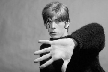 Escucha una nueva versión de uno de los clásicos de David Bowie. Cusica Plus.