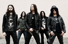 “Driving Rain” es lo nuevo de Slash y Myles Kennedy & The Conspirators. Cusica Plus.