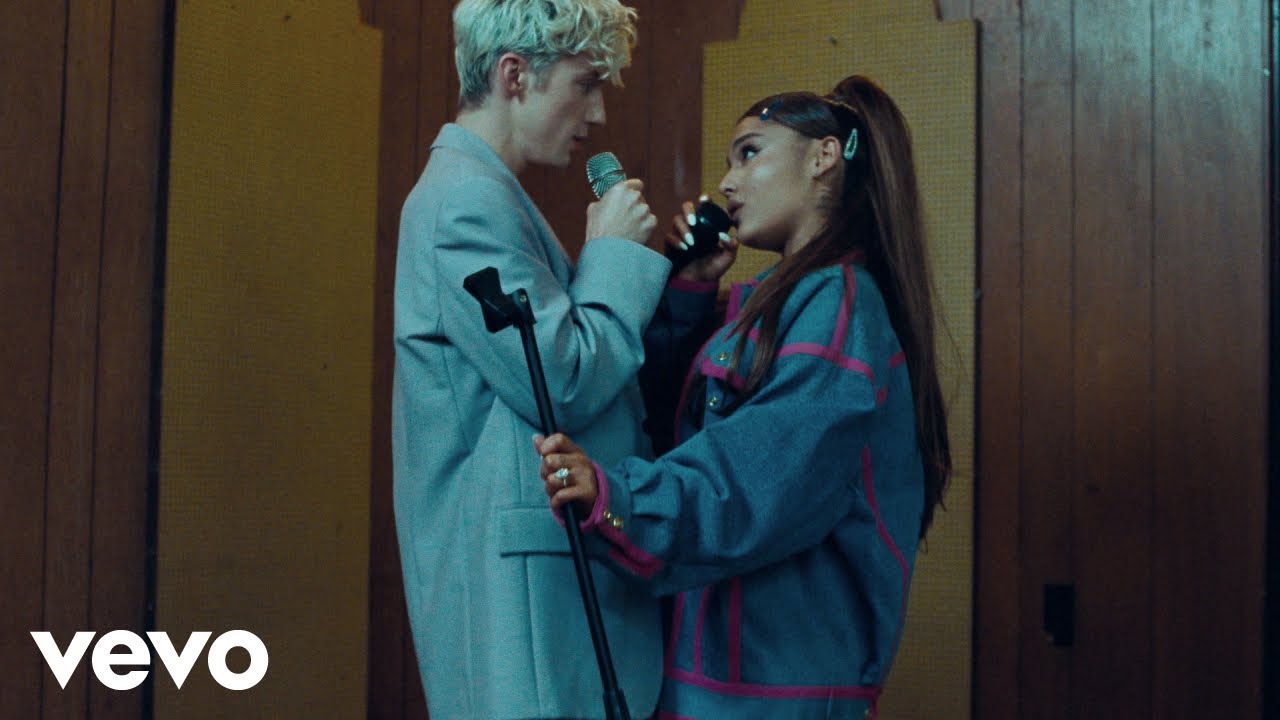Troye Sivan y Ariana Grande publican videoclip de “Dance To This”. Cusica Plus.