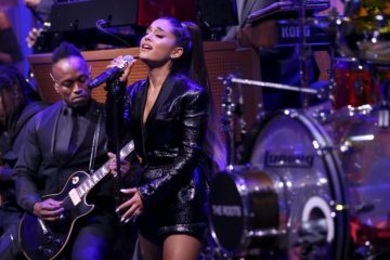 Ariana Grande rindió tributo a Aretha Franklin en el Show de Jimmy Fallon. Cusica Plus.