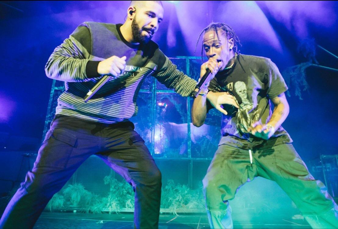 Drake y Travis Scott se unieron para cantar en vivo “Sicko Mode” por primera vez. Cusica Plus.