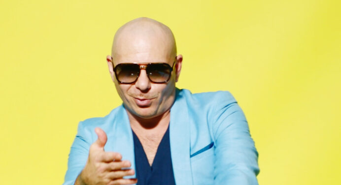 Pitbull, Karol G y El Chombo estrenan videoclip de “Dame Tu Cosita”